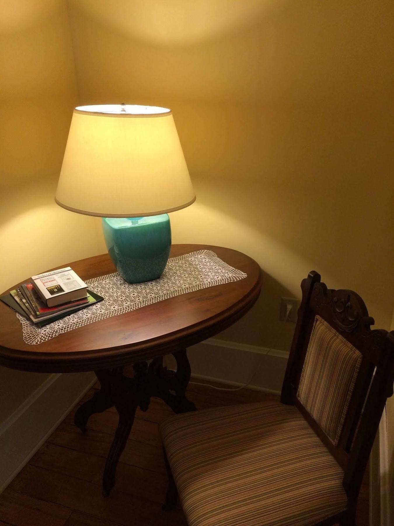 ホテル The Woodbridge House Kingsville エクステリア 写真